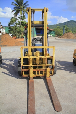 ขาย รถฟอร์คลิฟต์ Komatsu ไม่เคยผ่านการใช้งานในประเทศไทย นำเข้าจากประเทศญี่ปุ่น