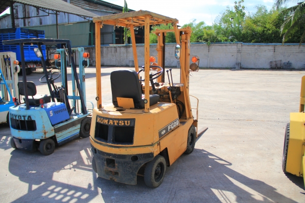 ขาย รถฟอร์คลิฟต์ Komatsu ไม่เคยผ่านการใช้งานในประเทศไทย นำเข้าจากประเทศญี่ปุ่น