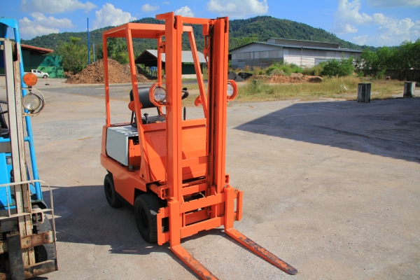 ขาย รถฟอร์คลิฟต์ Toyota ไม่เคยผ่านการใช้งานในประเทศไทย นำเข้าจากประเทศญี่ปุ่น
