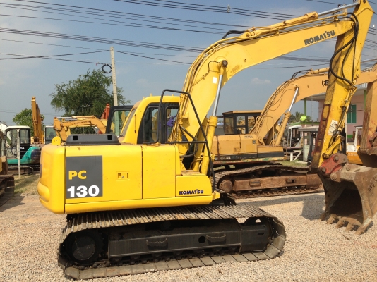 ขาย รถแบคโฮ KOMATSU PC130-6 นำเข้าจากญี่ปุ่น  ติดต่อ 081-2990958