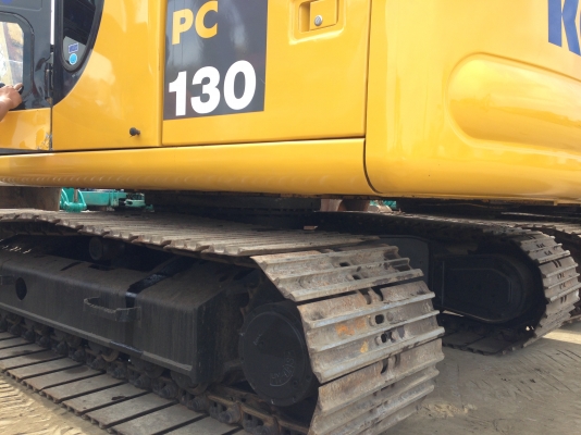 ขาย รถแบคโฮ KOMATSU PC130-6 นำเข้าจากญี่ปุ่น  ติดต่อ 081-2990958