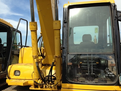 ขาย รถแบคโฮ KOMATSU PC130-6K นำเข้าจากญี่ปุ่น รถปี2001 มีVDOให้ชมครับติดต่อ 081-2990958 ขาย รถแบคโฮ KOMATSU PC130-6K นำเข้าจากญี่ปุ่น รถปี2001 มีVDOให้ชมครับติดต่อ 081-2990958