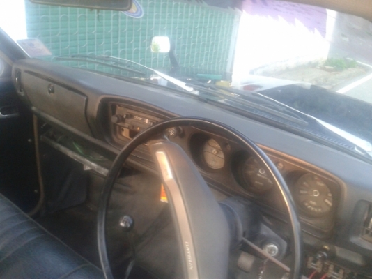 ดัทสัน ช้างเหยียบ เครื่องเดิม 1500  เกียร์กระปุก ไฟนอน 4ขอ