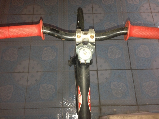 ขาย จักรยาน Fix Gear เฟรมใหญ่ สีดำ สภาพสวย ขาย จักรยาน Fix Gear เฟรมใหญ่ สีดำ สภาพสวย