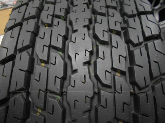 ขายล้อแม็ก Vigo Champ Prerunner ขอบ 16 พร้อมยางป้ายแดง ขายล้อแม็ก Vigo Champ Prerunner ขอบ 16 พร้อมยางป้ายแดง