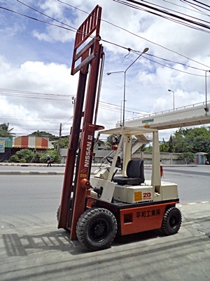 ขายรถยกนิสสัน 2 ตัน เครื่องเบนซิน กระบอกคู่ เสาสูง 3 เมตร พวงมาลัยเพาเว่อร์ สีเดิมจากนอก นำเข้าจากญี่ปุ่น ใช้งานได้ทันที ขายรถยกนิสสัน 2 ตัน เครื่องเบนซิน กระบอกคู่ เสาสูง 3 เมตร พวงมาลัยเพาเว่อร์ สีเดิมจากนอก นำเข้าจากญี่ปุ่น ใช้งานได้ทันที