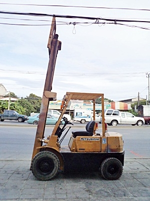 ขายรถยกมิตซูบิชิ 2.5 ตัน เครื่องเบนซิน เสาสูง 3 เมตร พวงมาลัยเพาเว่อร์ สีเดิมจากนอก นำเข้าจากญี่ปุ่น ใช้งานได้ทันที ขายรถยกมิตซูบิชิ 2.5 ตัน เครื่องเบนซิน เสาสูง 3 เมตร พวงมาลัยเพาเว่อร์ สีเดิมจากนอก นำเข้าจากญี่ปุ่น ใช้งานได้ทันที