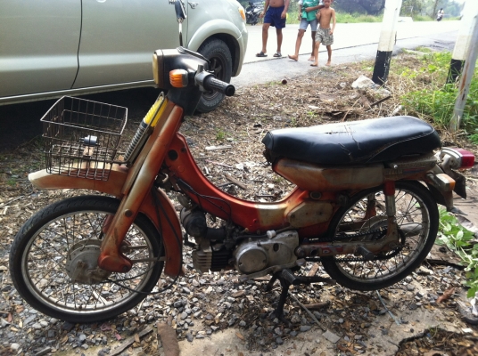 ขาย yamaha y80  เดิมๆ ถูกๆ 5900 เครื่องดีมากๆ no book ตามสภาพ poohรังสิต 0848809220