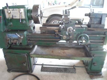 เครื่องกลึง 5 ฟุต  3  เพลา  เกียร์บล็อก ขาย 63,000  ด่วน