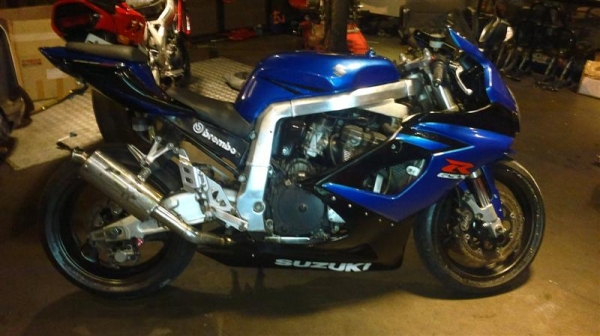 Suzuki Slingshot 750cc. Y'93-94 ตัวหม้อน้ำ แต่ง K7 เครื่องดี คาร์บูดี ไม่มีงอแง ทะเบียนแท้ เอกสารครบ