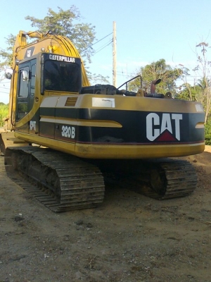 ขายแม็คโค CAT 320 B ขายแม็คโค CAT 320 B