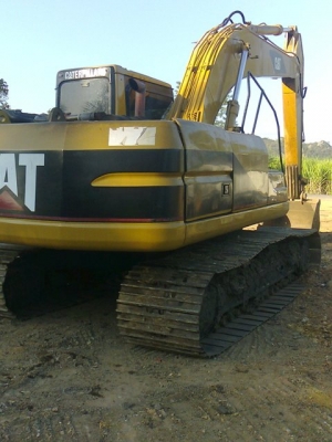 ขายแม็คโค CAT 320 B ขายแม็คโค CAT 320 B