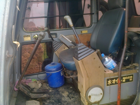 ขายSK120 มาค์ทรี เอกสารอินวอย์ (ยนตระการ)ไฟ้ฟ้าครบ ใช้ได้ทุกอย่าง แอร์เย็น ไม่มีโหลด โซ่เต็ม เอวแน่น