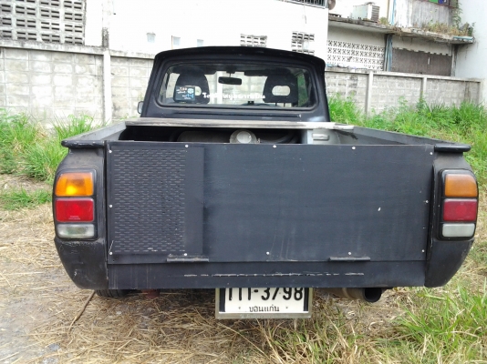 ขายมาสด้าแฟมิเลีย 1400 ติด LPG ลดราคาแล้ว 35,000 บาทจ้า