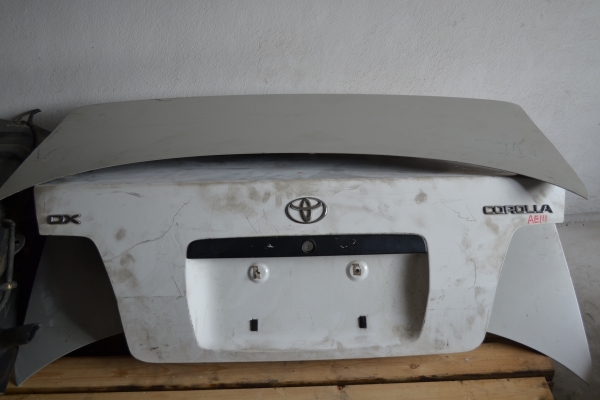 ขายฝาท้าย TOYOTA  COROLLA  AE111