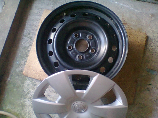 ขายกะทะล้อ VIGO ขอบ 15 นิ้ว พร้อมฝาครอบล้อ