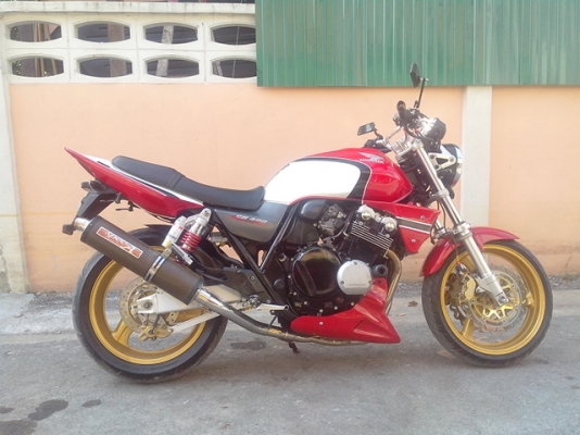 (ขี่ไปขายไปคับ)cb400 เทค1 แต่งเต็มลำสวยๆคับ inv.+สรรพสามิต+พรบ.ครบๆคับต่อรองได้