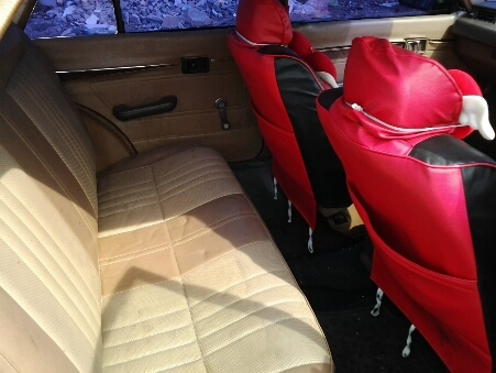 ขายรถยนต์ ปี83 มาสด้า 323 รุ่น5ประตู เครื่อง1300cc. เกียร์ธรรมดา แอร์เย็น ล้อแม็ก รถขับได้ วิ่งได้ ขนของได้สบาย ขายถูกๆตามสภาพ (ไม่ใช่รถน้ำท่วม)