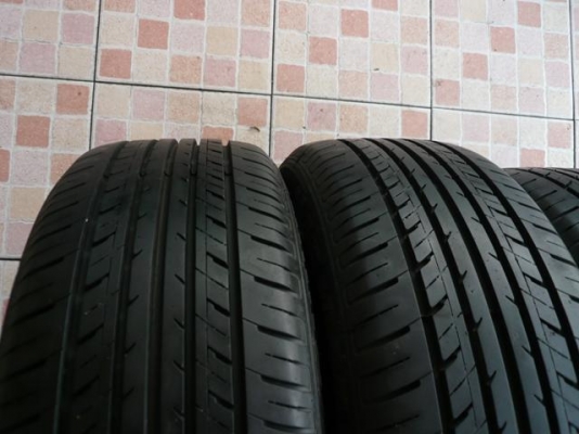 ขายยาง THUNDERER 185-55-15 ดอกเต็มๆ (1ชุด) ขายยาง THUNDERER 185-55-15 ดอกเต็มๆ (1ชุด)