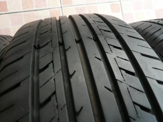 ขายยาง THUNDERER 185-55-15 ดอกเต็มๆ (1ชุด) ขายยาง THUNDERER 185-55-15 ดอกเต็มๆ (1ชุด)