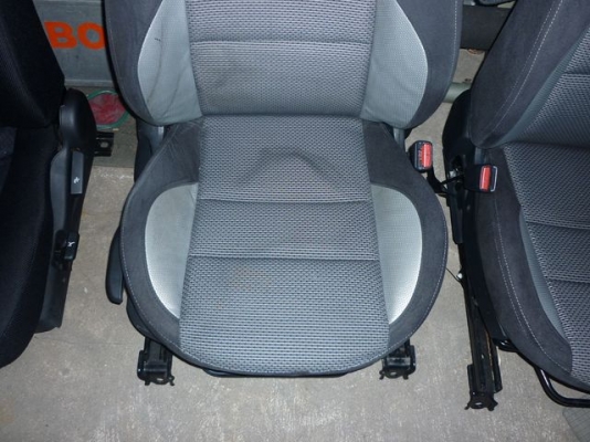 เบาะมาสด้า 6