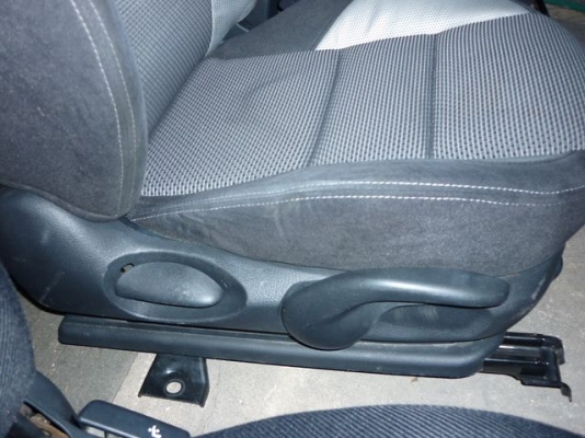 เบาะมาสด้า 6