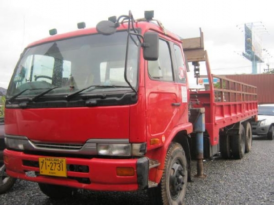 ขายรถบรรทุกสิบล้อ NISSAN UD  260HP ติดเครน 5 ตัน