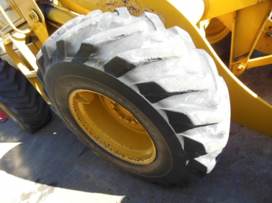 Very good condition Komatsu 510 Serial 16069 นำเข้าจากญี่ปุ่น ถึงไทยแล้วครับ!!!