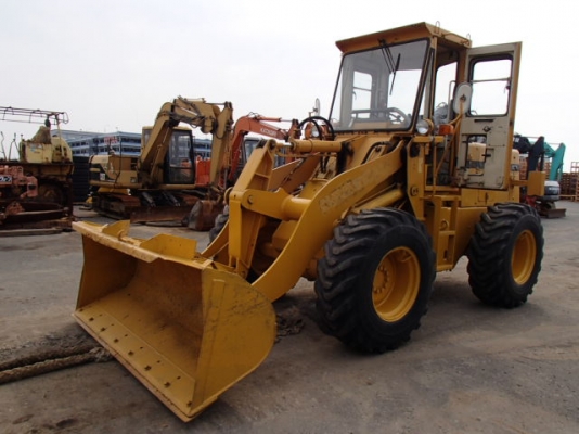 Very good condition Komatsu 510 Serial 16069 นำเข้าจากญี่ปุ่น ถึงไทยแล้วครับ!!!