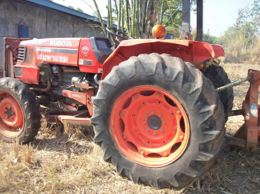 ขายด่วน !! รถไถ M5000SU คูโบต้า KUBOTA + อุปกรณ์ ทำงานได้ทันที