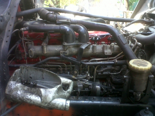 ขายเครื่อง6BD1โบอินเตอร์พร้อมเกียร์ครบๆเครืื่องเพิ่งยกลง