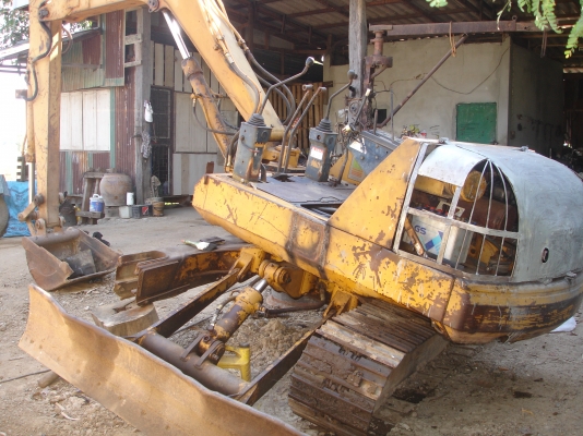 ขายรถแม็คโฮตามภาพ Komutsu PC-40-6