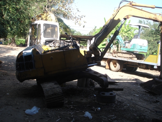 ขายรถแม็คโฮตามภาพ Komutsu PC-40-6