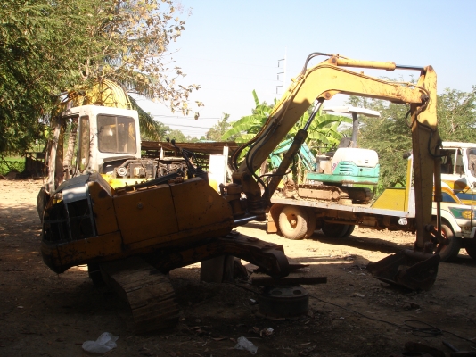 ขายรถแม็คโฮตามภาพ Komutsu PC-40-6