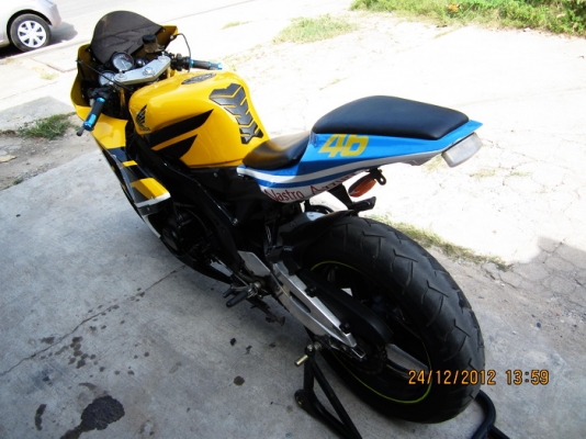 CBR400 ปี89 อินวอย แต่งcbr1000 ท่อmoto GPยกเส้น ขายถูก ตามสภาพ