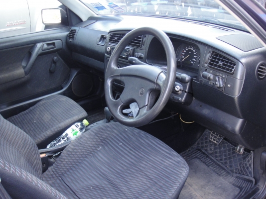 ขายรถเก๋ง volk vento เครื่อง1800 เกียร์ออโต้ ติดแก๋ส