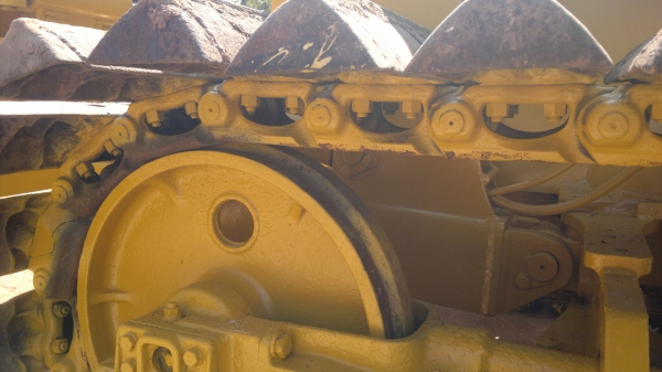 ขายแทรคเตอร์โคมัสสุ D37P สภาพแน่นทั้งคัน