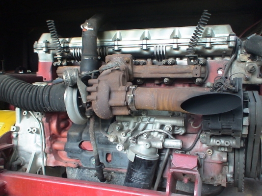 ขายด่วนรถเกี่ยวพร้อมลุยนาปรัง