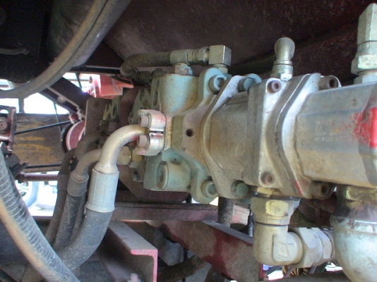 ขายด่วนรถเกี่ยวพร้อมลุยนาปรัง