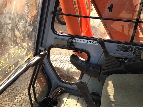 ขายรถแบคโฮ HITACHI EX120-2 สภาพสวยงามมาก คอนโทรลสั้น ชมVDOการทำงานได้ครับ นำเข้าจากประเทศญี่ปุ่น  ระบบไฟฟ้าเต็ม ติดต่อ 081-2990958