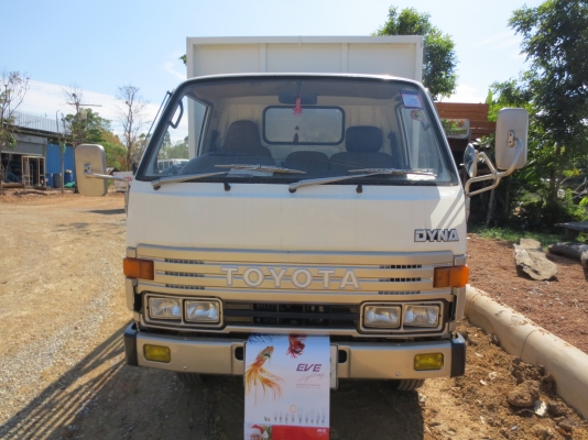 ขายรถบรรทุก 6 ล้อ