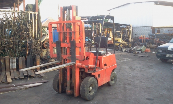 รถยก1.5ตัน