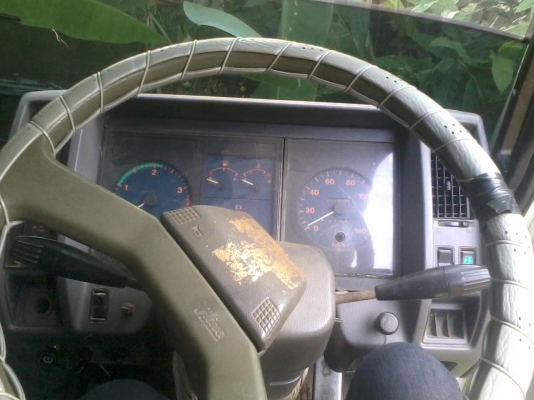 ขายสิบล้อพร้อมใช้งาน สวย ๆ ดั๊มพ์ต่อใหม่ เจ้าของขับเองขายเอง