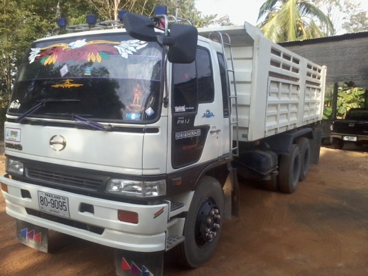 ขายสิบล้อพร้อมใช้งาน สวย ๆ ดั๊มพ์ต่อใหม่ เจ้าของขับเองขายเอง