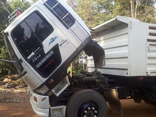 ขายสิบล้อพร้อมใช้งาน สวย ๆ ดั๊มพ์ต่อใหม่ เจ้าของขับเองขายเอง