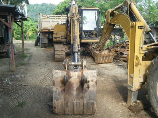 รถแบคโฮ ยี่ห้อ CAT รุ่น 311