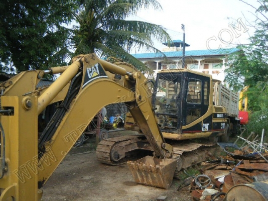 รถแบคโฮ ยี่ห้อ CAT รุ่น 311