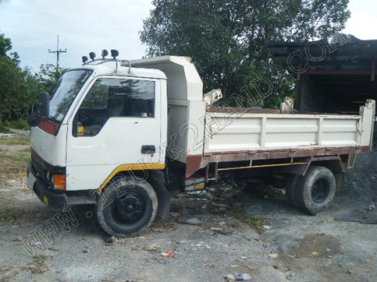 รถบรรทุก 6 ล้อดั๊มพ์ ยี่ห้อ MITSUBISHI รุ่น CANTER 115 แรงม้า