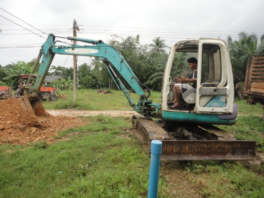 KOMATSU PC40-7 เครื่อง4สูบประหยัดน้ำมัน ไม่โหลด เล่มทะเบียน