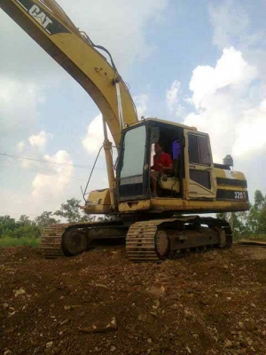 ขายแม็กโคCAT-320-Bสภาพเต็มทุกอย่างสวยพร้อมใช้